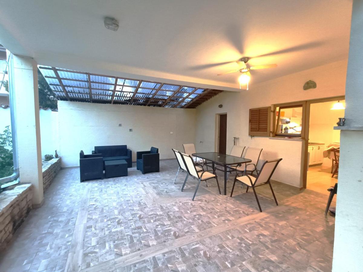 Apartment Pletikos 普莱曼图拉 外观 照片