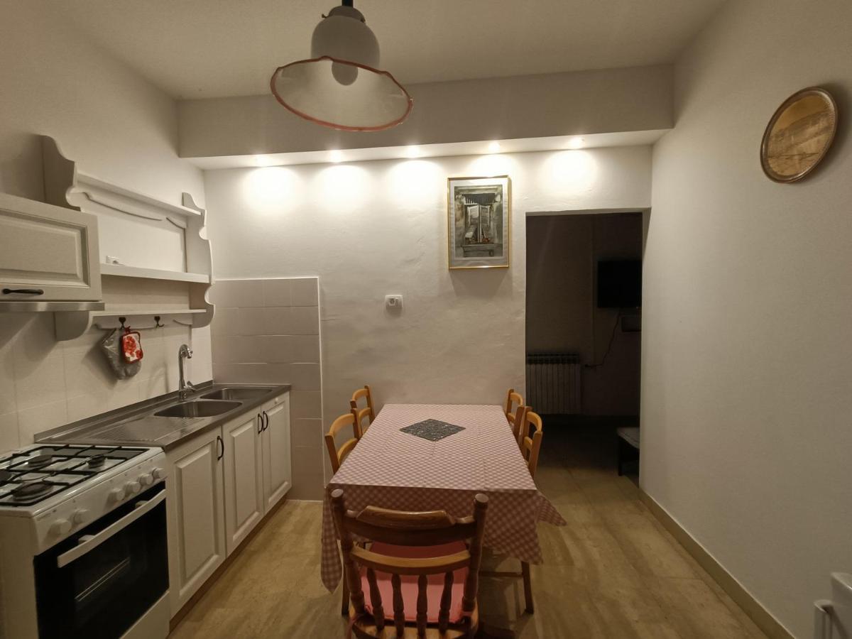 Apartment Pletikos 普莱曼图拉 外观 照片